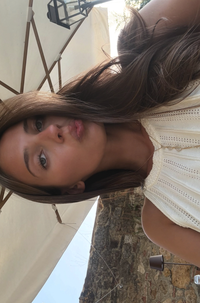 FOTO: Charlotte Gottová ráda cestuje. – stránka 1