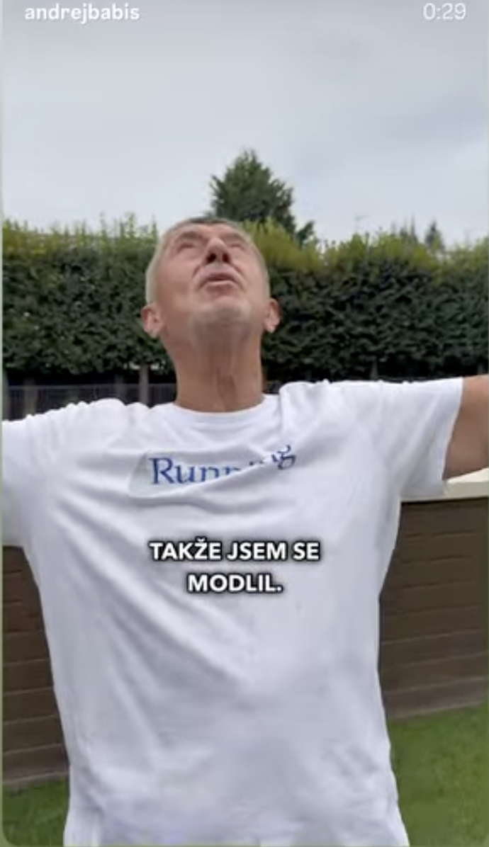 FOTO: Andrej Babiš sdílel video, na kterém se raduje z deště a děkuje Jezulátku. – stránka 1