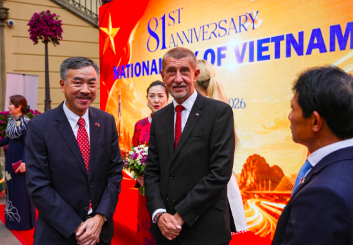 FOTO: Andrej Babiš na 81. výročí státnosti Vietnamu. – stránka 11