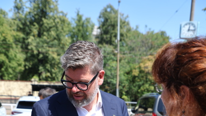 FOTO: Jiří Pospíšil na pohřbu.