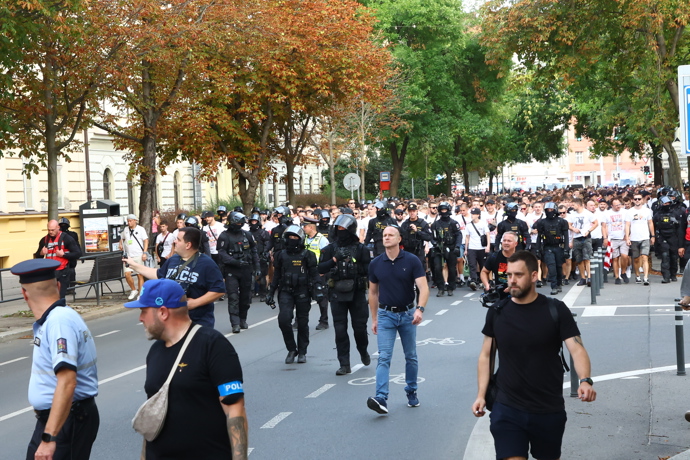 FOTO: Výkop se koná 30. srpna ve 20:00. – stránka 10