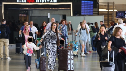FOTO: Lela Ceterová se vrátila z dovolené s dětmi.