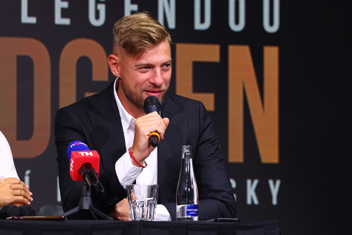 FOTO: Režisér Petr Větrovský. – stránka 7