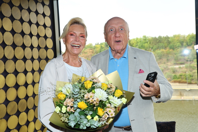 FOTO: Helena Vondráčková a Felix Slováček na křtu videoklipu Magická láska. – stránka 8