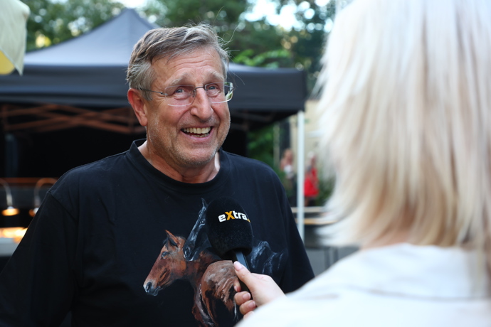 FOTO: Herec Václav Vydra během rozhovoru pro eXtra.cz. – stránka 2