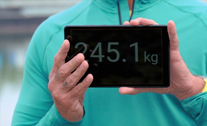 FOTO: Vážil neuvěřitelných 245 kilogramů. – stránka 8