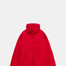 Bunda z technické tkaniny s patenty, Zara, 999 Kč