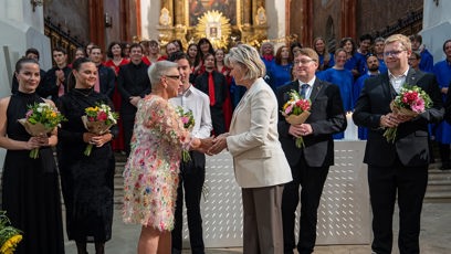 FOTO: Fanoušci pochválili vizáž i outfit Evy Pavlové a Dagmar Peckové.