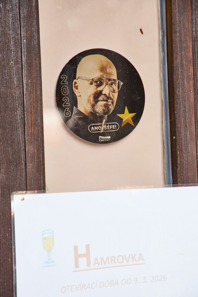 FOTO: Restaurace Hamrovka dostala hvězdu. – stránka 168