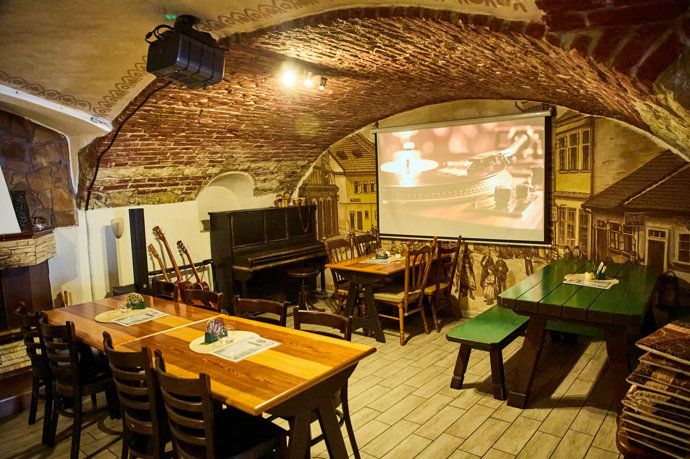 FOTO: Prostory restaurace Plačkova v Boskovicích jsou velmi útulné. – stránka 167
