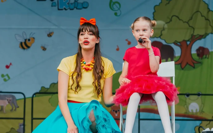 FOTO: Jasmínka (8) zpívala dřív, než chodila. – stránka 9