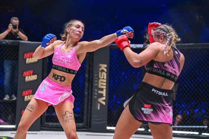 FOTO: Hanka Gelnarová vs. Małgorzata Popowicz – stránka 18