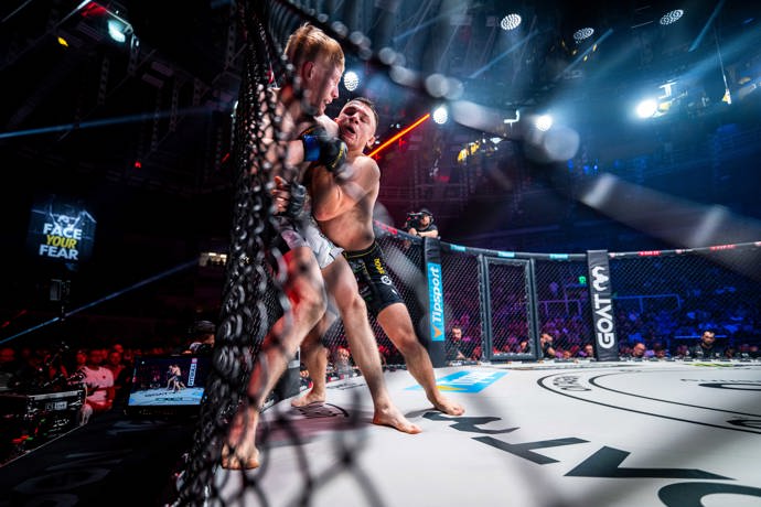 FOTO: Bruknar vs Haywood. – stránka 8
