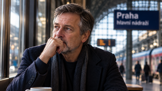 Jan (55): Po třiceti letech jsem na nádraží potkal svou první lásku. To setkání změnilo můj pohled na minulost
