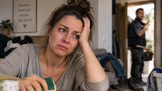 Marie (42): Můj muž byl pro sousedy hrdina, doma ale nepohnul ani prstem. Jeho dvojí život mi začal lézt krkem