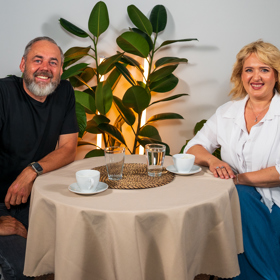 Moderátor Honza Dědek navštívil talkshow Na kafeečko. 