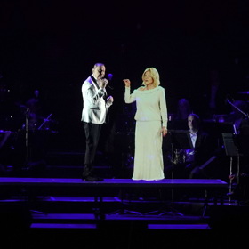 Hanka si virtuálně zazpívala se Štefanem duet. 