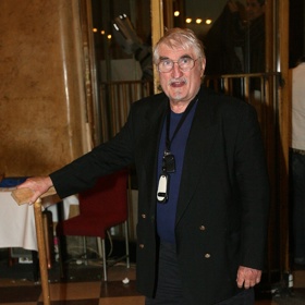 Pavel Landovský se svými názory nikdy netajil, i když s tím byla spojena spousta problémů, které ho v životě potkaly.
