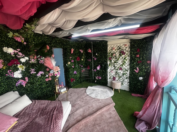 FOTO: Srdíčka už mohou využívat secret garden. – stránka 51