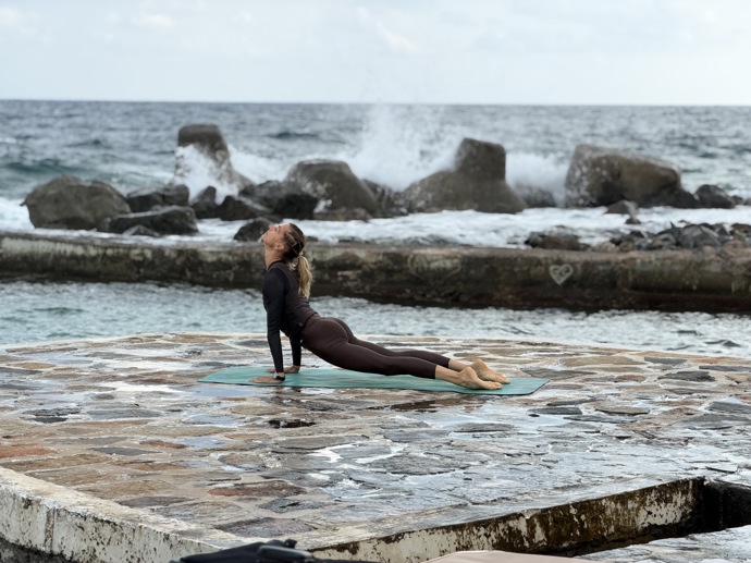 FOTO: Jednou jógu vystřídal intenzivní pilates, který si vyzkoušela i redakce eXtra.cz. – stránka 1