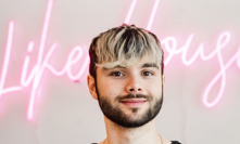 Adam Kajumi.