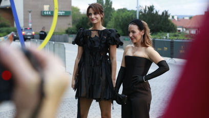 FOTO: Daniela Brzobohatá po boku Veroniky Arichtevy.