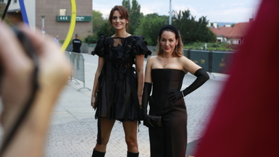 FOTO: Na premiéře Zrádců - Daniela Brzobohatá a Veronika Arichteva.