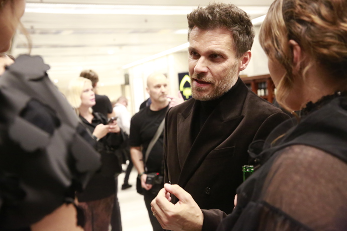 FOTO: Leoš Mareš během premiéry Zrádců.