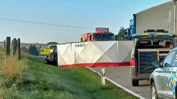 FOTO: Řidička bojuje o život v brněnské nemocnici.