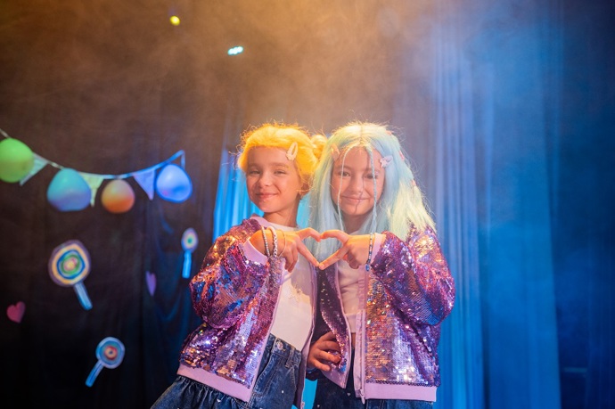 FOTO: Kapela Lollipopz. – stránka 11