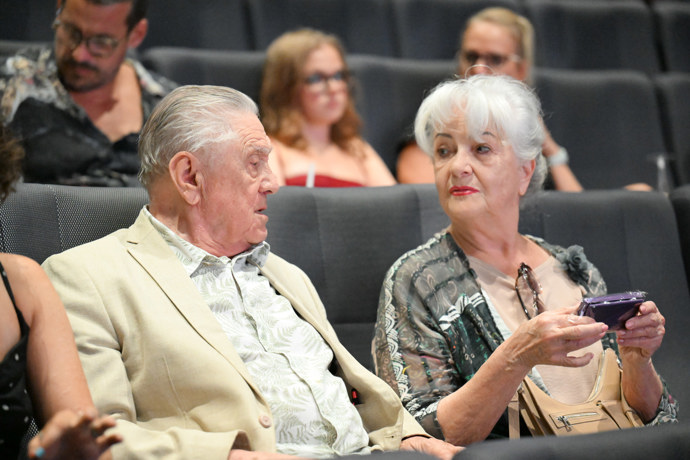 FOTO: Manželé Carmen Mayerová a Petr Kostka. – stránka 3