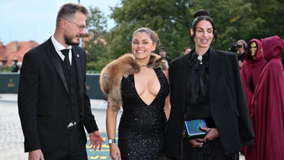 FOTO: Michaela ukázala bujné poprsí.
