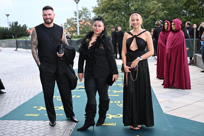 FOTO: Přišla i vítězka první řady Nicole Šáchová. – stránka 265