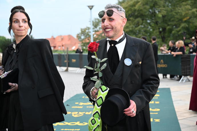 FOTO: Jan Tuna přišel nalíčen. – stránka 261
