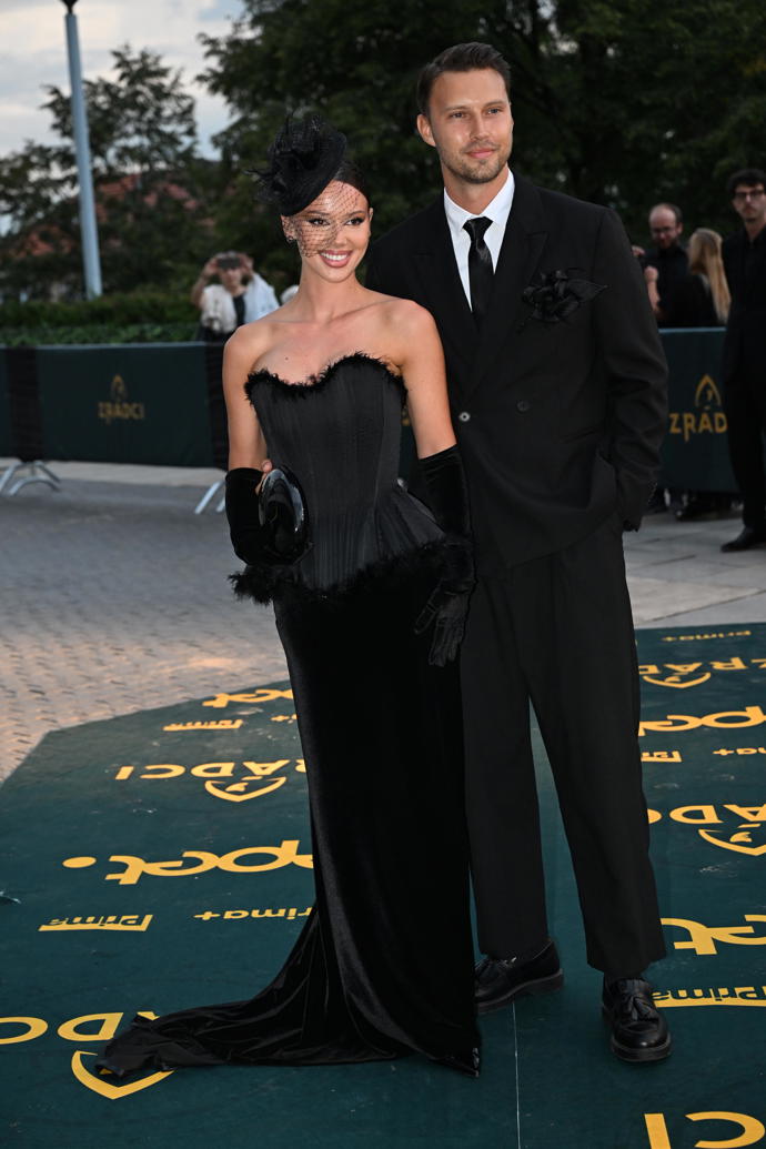 FOTO: Gabriela Gašpárová a Petr Havránek na premiéře nové řady Zrádců. – stránka 194