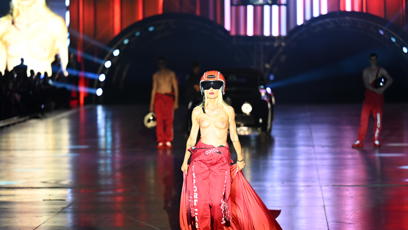 FOTO: Simona Krainová ukázala poprsí.