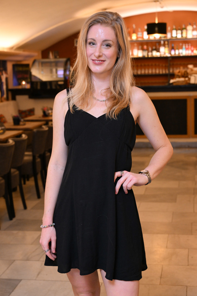 FOTO: Sabina Křováková se drží nyní spíše v útranní. – stránka 6