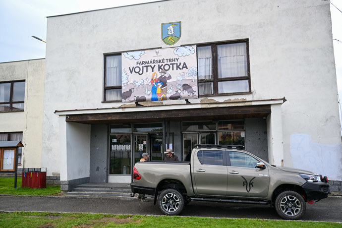 FOTO: Farmářské trhy Vojty Kotka v Kozárovicích. – stránka 86