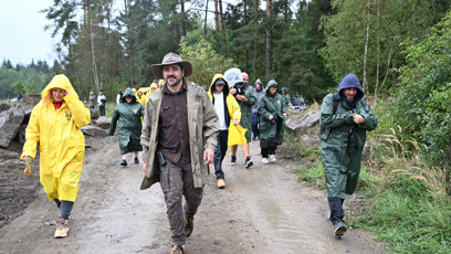 FOTO: Lidé byli zvědaví, jak vypadá farma po roce.
