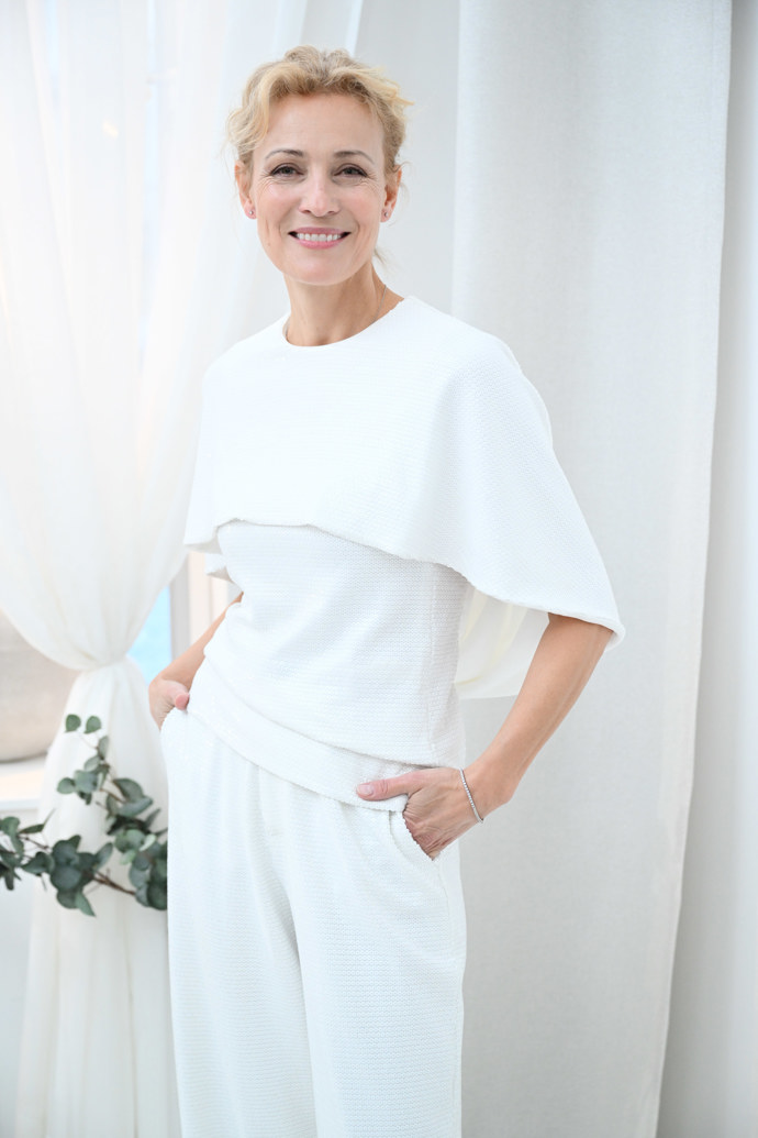 FOTO: Martina Šmuková na slavnostním otevření butiku MOMO. – stránka 3