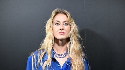 FOTO: Natálie Kotková vynesla zářivě modrý model.