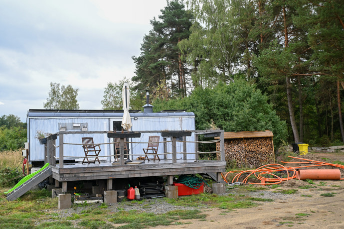 FOTO: Maringotka na farmě, kde vše začalo. – stránka 55