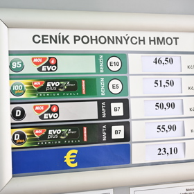 Prémiová nafta u MOL vyšla na 55,90 koruny za litr.