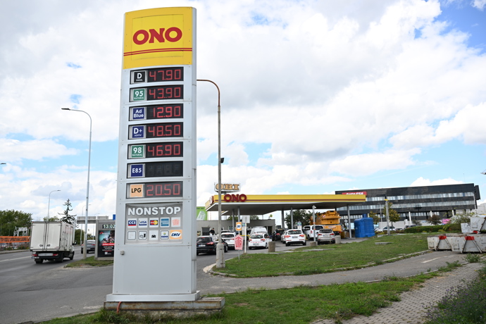 FOTO: Ono, drží ceny oproti konkurenci nízko. – stránka 1