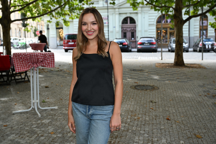 FOTO: Kateřina Ujfaluši na oslavě seriálu Ulice. – stránka 5