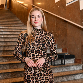 Michaela Pecháčková filmovou, seriálovou i divadelní herečkou.