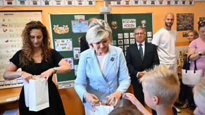 FOTO: Eva Pavlová rozdávala dárky.
