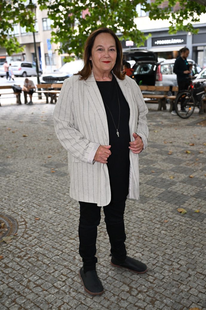 FOTO: Jitka Smutná dorazila v pánském stylu. – stránka 16