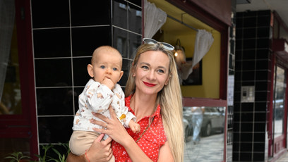 FOTO: Barbora Mottlová vzala na oslavu seriálu Ulice i svého synka.