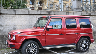 FOTO: Na akci dorazil i František Ringo Čech v luxusním autě.